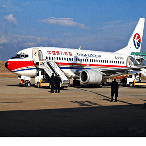 兰州中川航空快运业稳步发展的原因是什么？